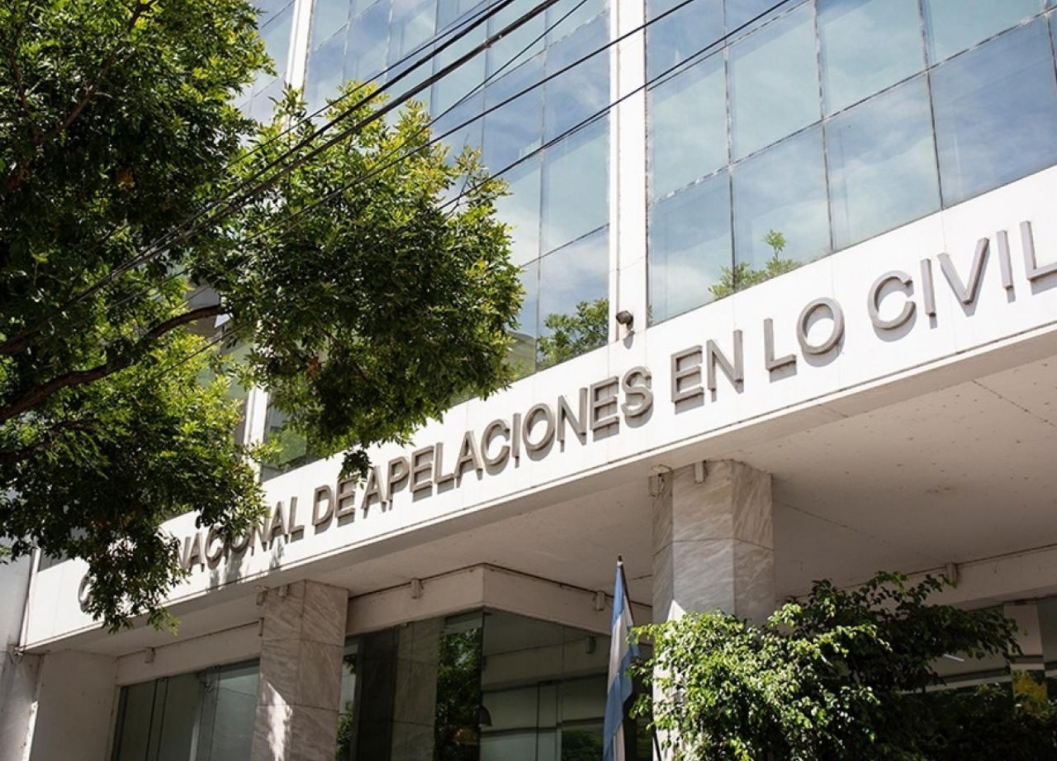 estudio-juridico-gils-carbo-y-asociados-alejandra-gils-carbó-derecho-societario- concursos-y- quiebras-derecho-penal- economico- derecho-publico-asuntos-institucionales -derecho-laboral-camara-civil